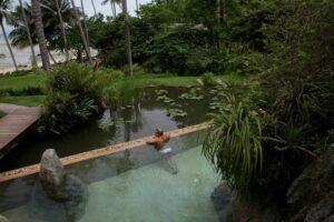 Thailand-Boasts-Top-Resorts-cm.jpg